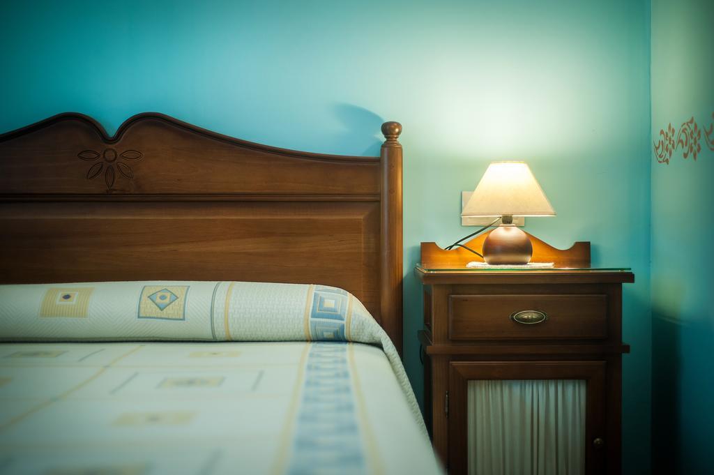 Apartamentos El Pradon De Santa Marina Parres de Llanes Chambre photo